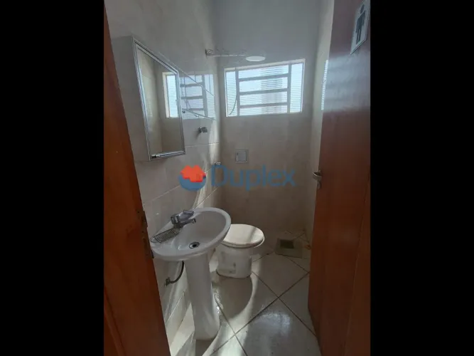 Casa para locação no(a) Jardim Carolina