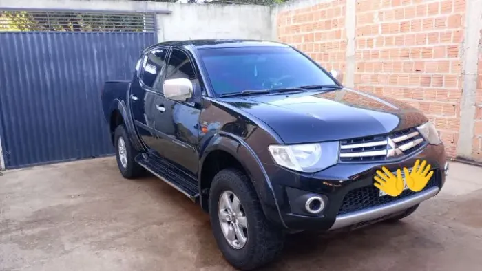 Mitsubishi L200 Triton HLS 2.4 Flex 16V CD Mec. 2015