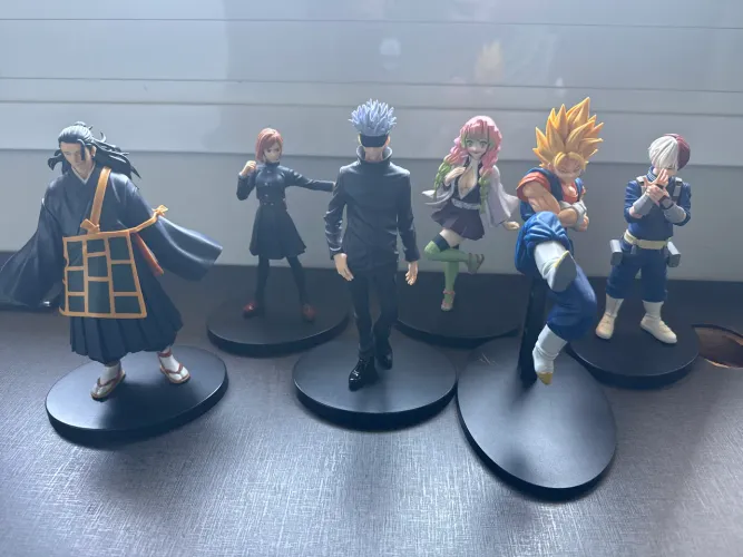 Action figures diversos