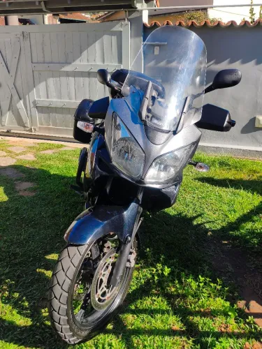 Suzuki V-Strom DL 1000 - Preta - Estado Raro de Conservação