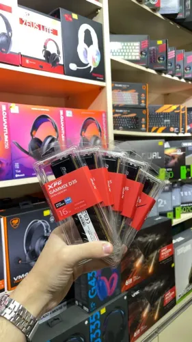Memória RAM XPG GAMMIX DDR4 16GB 3200MHz - Nova | KLS Informática