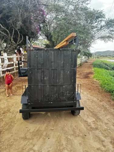 Reboque para 1 cavalo