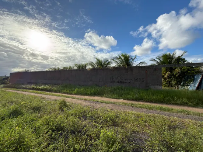 Terreno em Condomínio a 2km da Praia - Barra de Santo Antônio | 50x38m