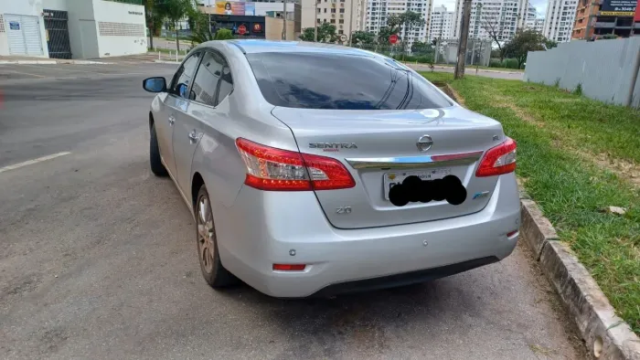 Nissan Sentra SL 2.0/ 2.0 Flex Fuel 16V Aut. 2014