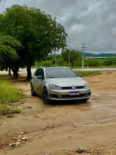 Volkswagen Golf Highline 1.4 TSI 140cv Aut. 2014