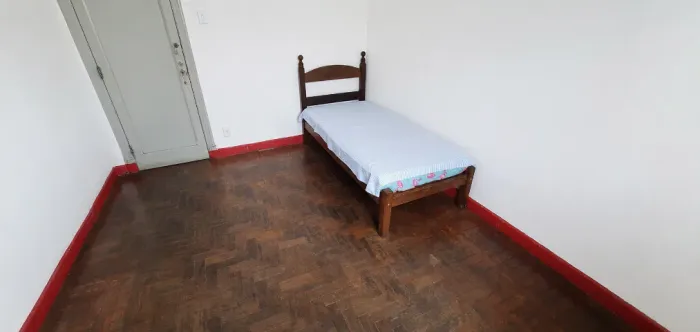 Quarto individual grande para rapaz - Barro Preto/Centro BH