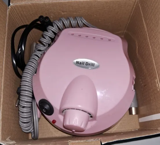 Vende-se LIXA ELÉTRICA PARA NAIL DESIGNER