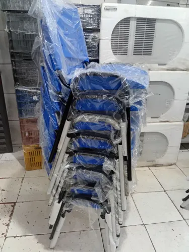 Kit 8 cadeiras na cor azul