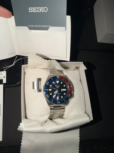 Relógio Seiko New 5 Sports Automático Em Aço Prateado SRPD53B1
