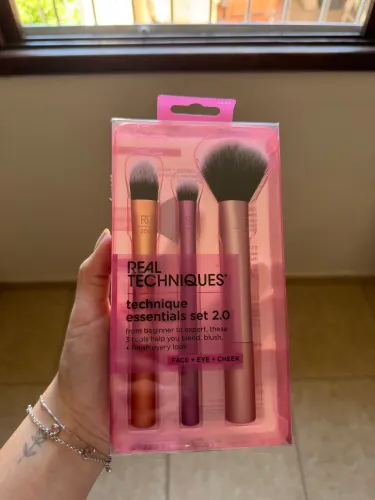 Pincel de maquiagem Real Techniques