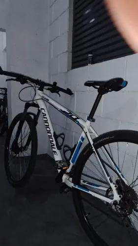 Vendo Cannondale aro 29 