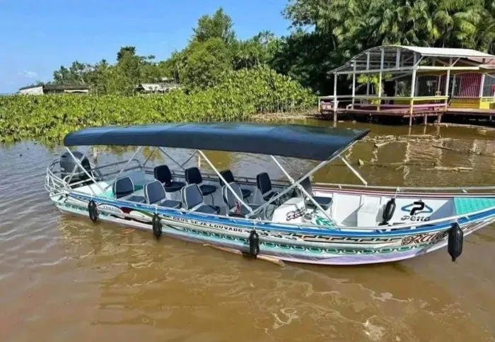 Lancha Voadeira 
