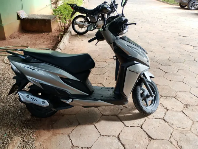 Moto Elite Honda 125c