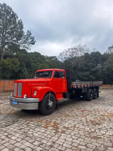 JACARÉ SCANIA 111