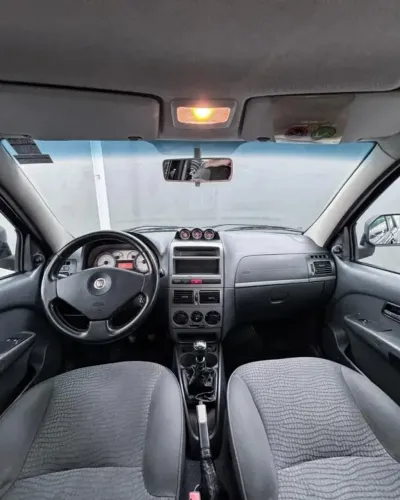 Fiat Strada Adventure 1.8/ 1.8 Locker Flex CE 2012