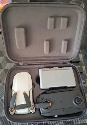 DJI Mini SE Fly More Combo