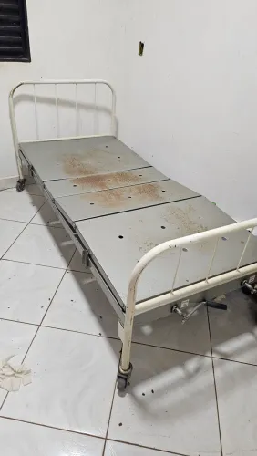 Cama hospitalar