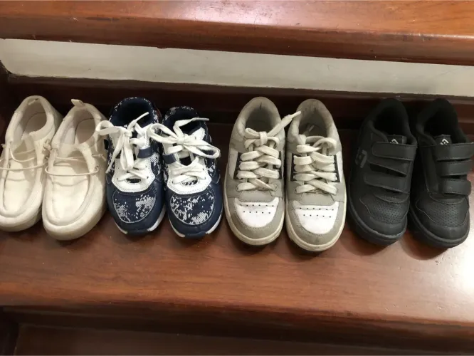 Tenis menino 27 e 28