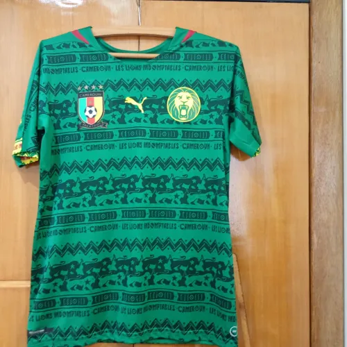 Camisa do Camarão marca Puma original tamanho P.