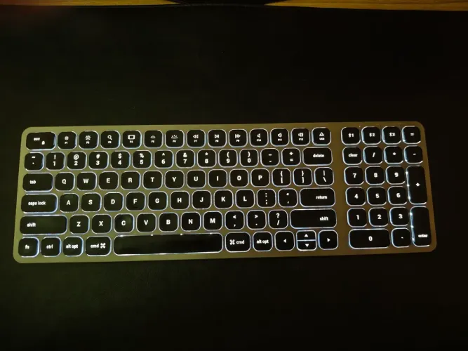 Teclado Satechi Compact MAC