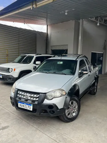 Fiat Strada Adventure 1.8/ 1.8 Locker Flex CE 2011