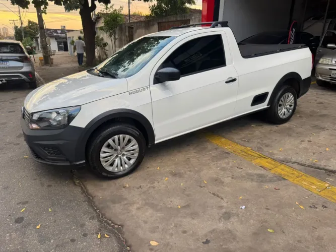 Volkswagen Saveiro Robust 1.6 Total Flex 8V 2023
