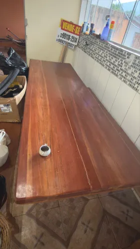 Mesa de madeira 