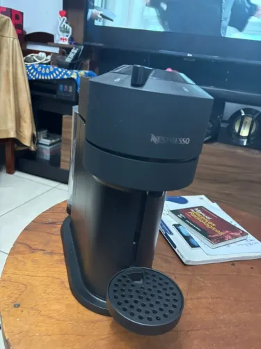 cafeteria nespresso vertuo next preto fosco 220v