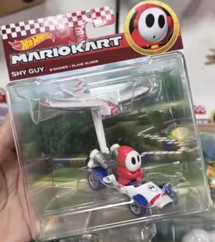 Hotwheels mario kart , shy guy