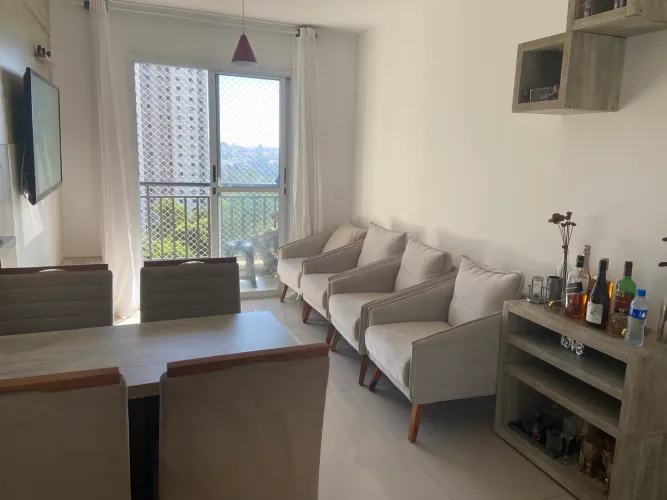 Condomínio com lazer completo, apartamento mobiliado. 