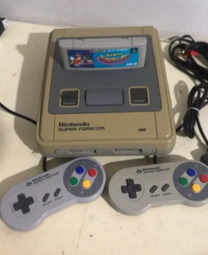 Videogame Super Famicom ou Super Nintendo Japonês