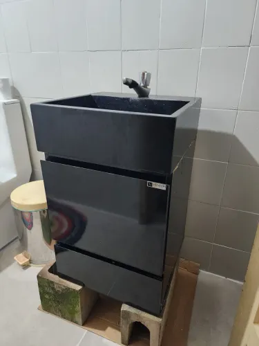 Vendo gabinete de banheiro / armário