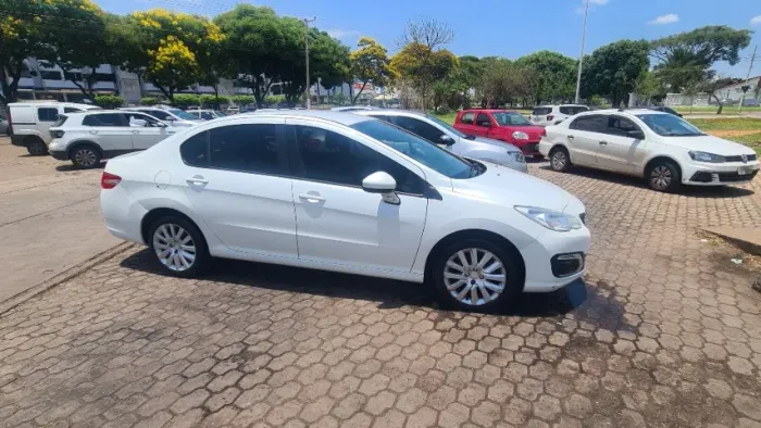 Peugeot 408 Sedan Allure 2.0 Flex 16V 4P Aut. 2016