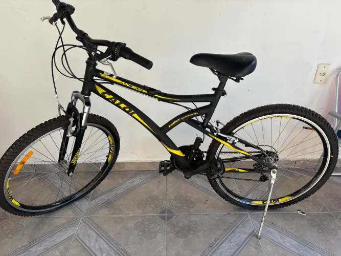 Vende-se Bicicleta Caloi Aro26 