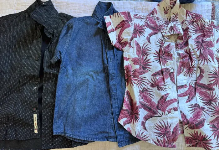 Calças e blusas tamanho 5 e 6 anos