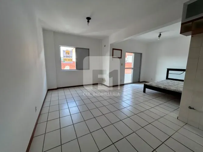 Studio à venda na Trindade