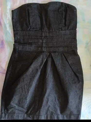Vestido jeans tomara que caia Tam. 44 Marca: Pool