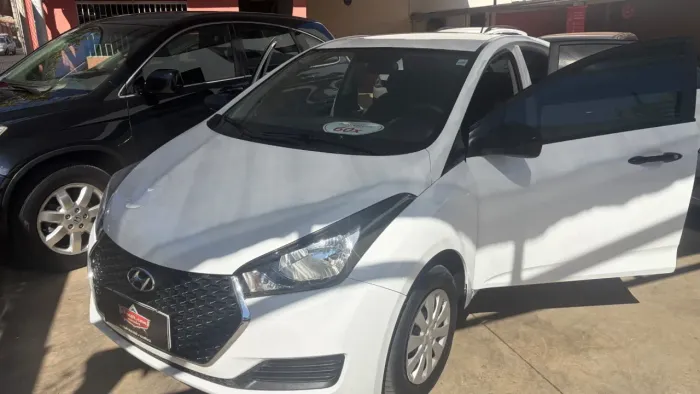 Hyundai HB20 Unique 1.0 Flex 12V Mec. 2019