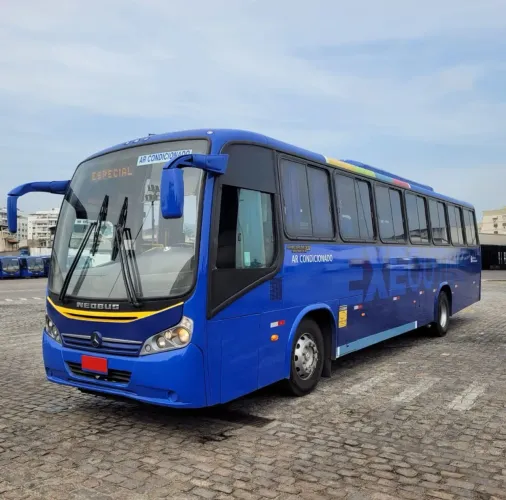 Ônibus rodoviário OF 1722R MB NEOBUS ROAD