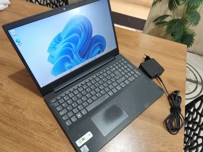 Notebook Lenovo i5 10ª Geração - 12GB RAM - Excelente Estado!