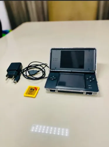 Nintendo DS Lite Black + R4 16gb Com 450 Jogos + Case + Garantia