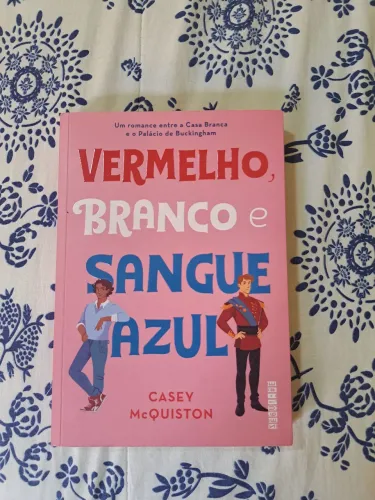 Livro "Vermelho, Branco e Sangue azul"
