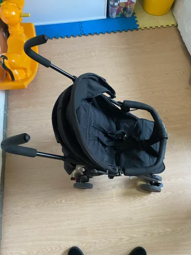 Carrinho De Passeio Para Bebê  Até 15kgs Preto - Voyage