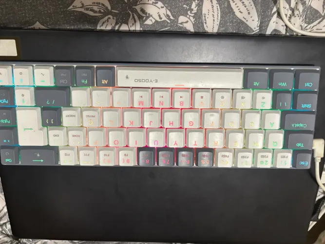 Teclado mecânico pra vender logo!!