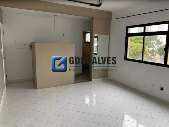 Sala Comercial na Frente com 37m², 2 Banheiros Jardim do Mar, São Bernardo do Campo