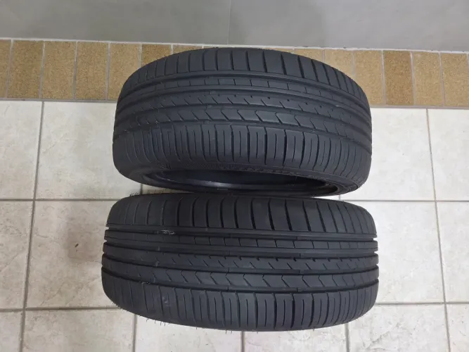 Par de Pneus 195/45R 15