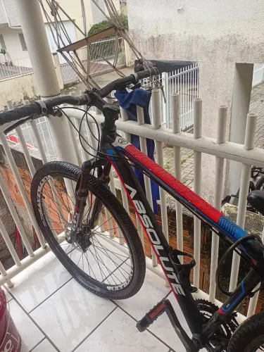 Bicicleta para passeio usava para ir trabalhar