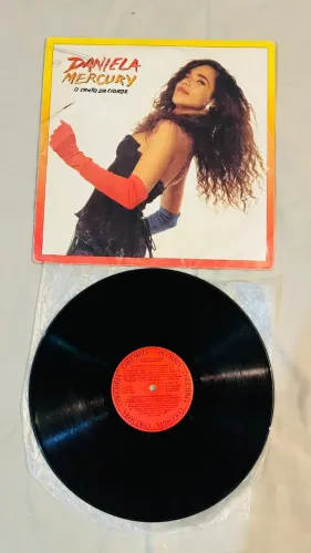 LP Daniela Mercury