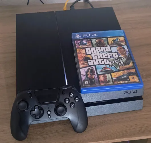 Playstation 4 1TB + controle dobleskock ultra sensível + GTA V