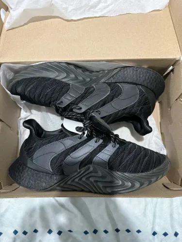 Tênis Adidas Sobakov 2.0 x Pharrell Williams GX2481 Preto Tam. 40